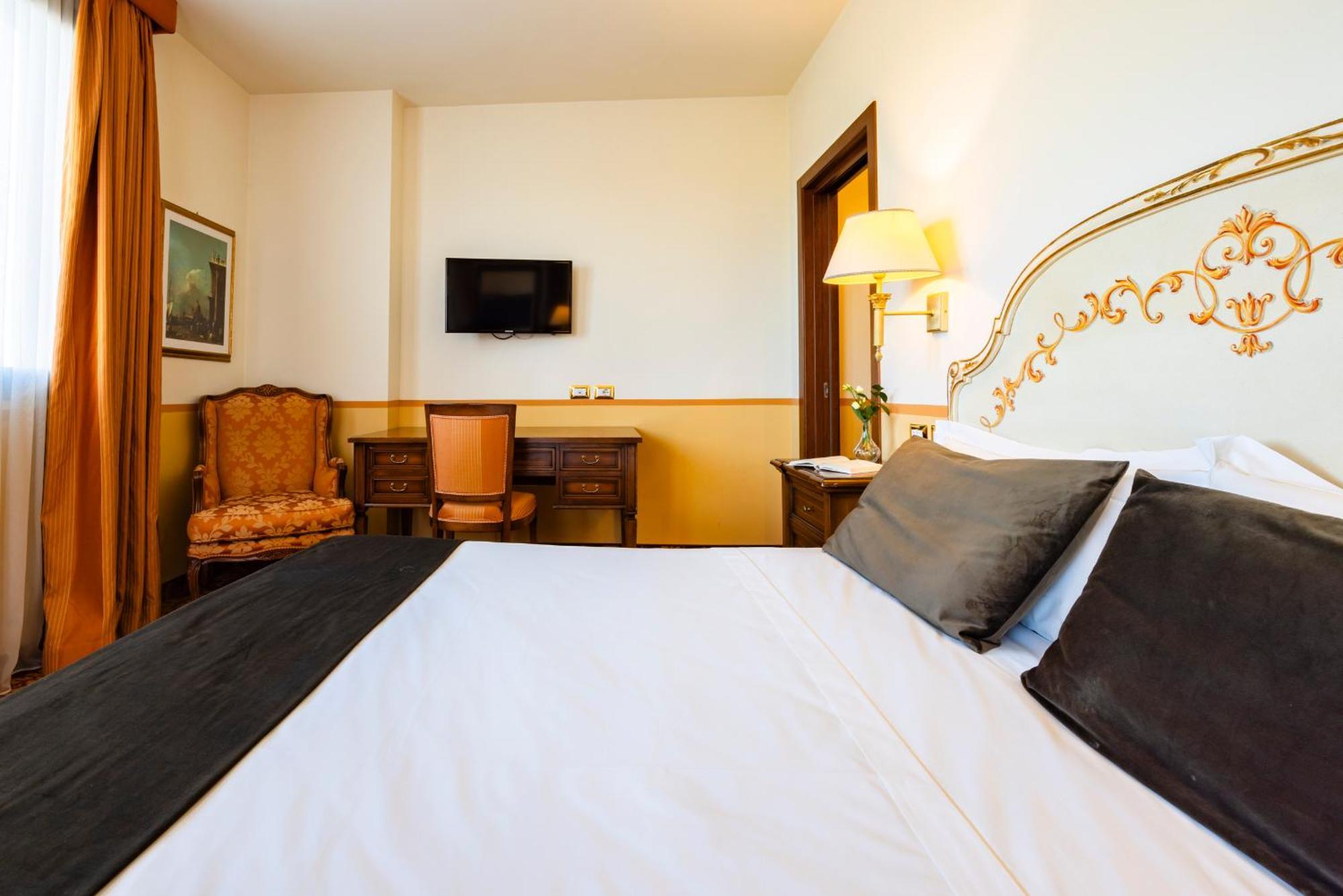 Hotel Il Gentiluomo Arezzo Kültér fotó
