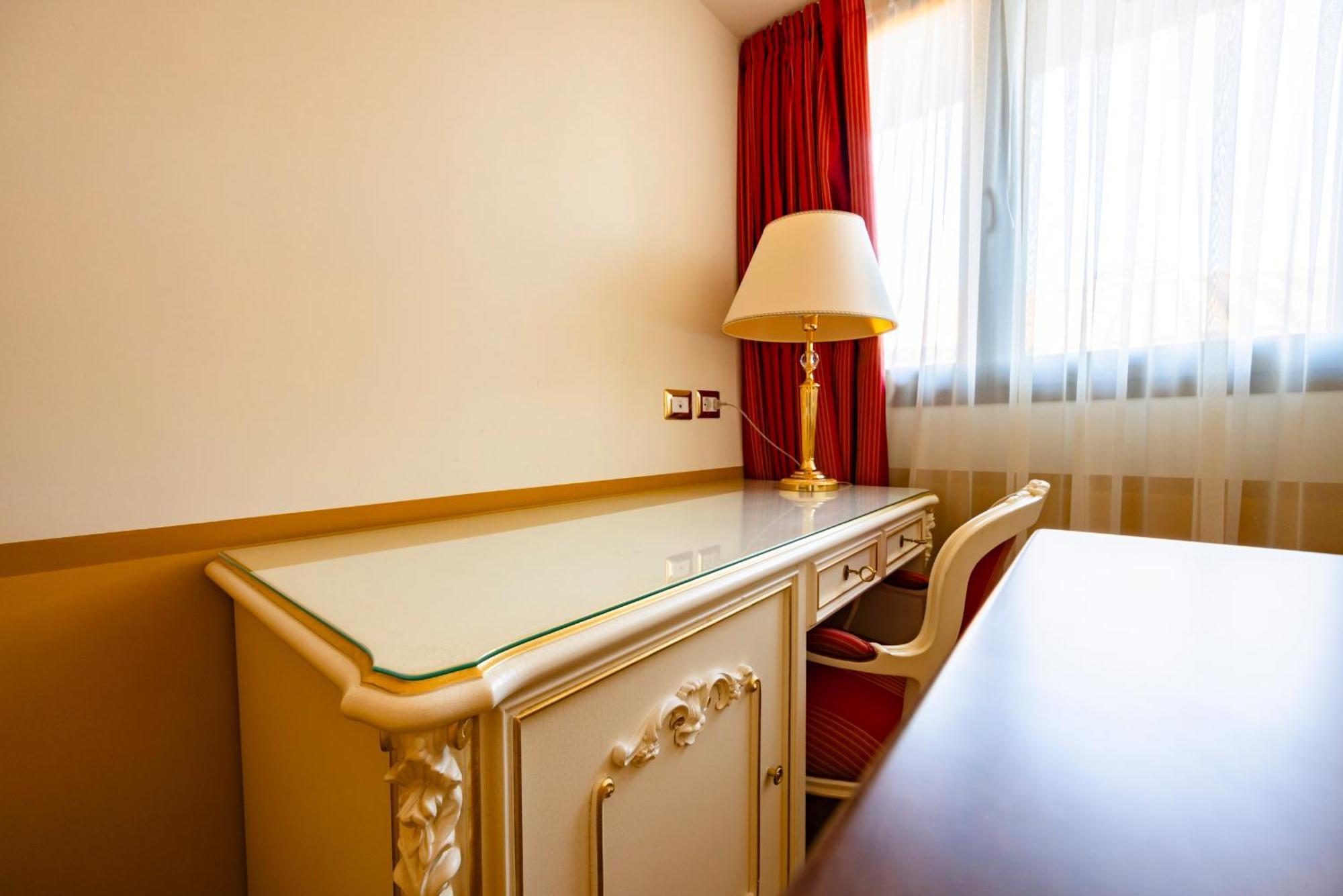 Hotel Il Gentiluomo Arezzo Kültér fotó